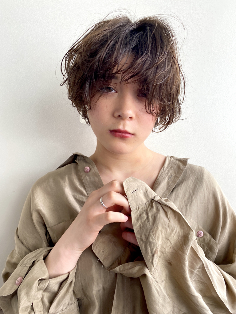 【ハンサムショート】× クールの中に女性らしさを
