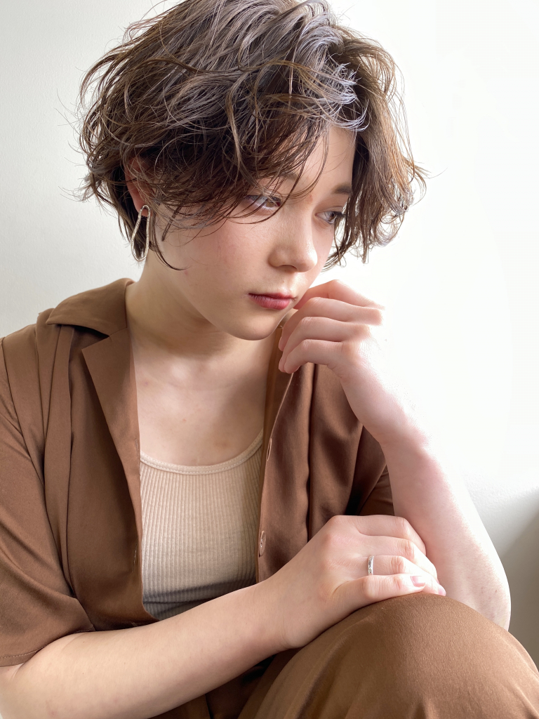 クセ毛風センターパートスタイル