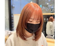 ピンクベージュ×レイヤースタイル