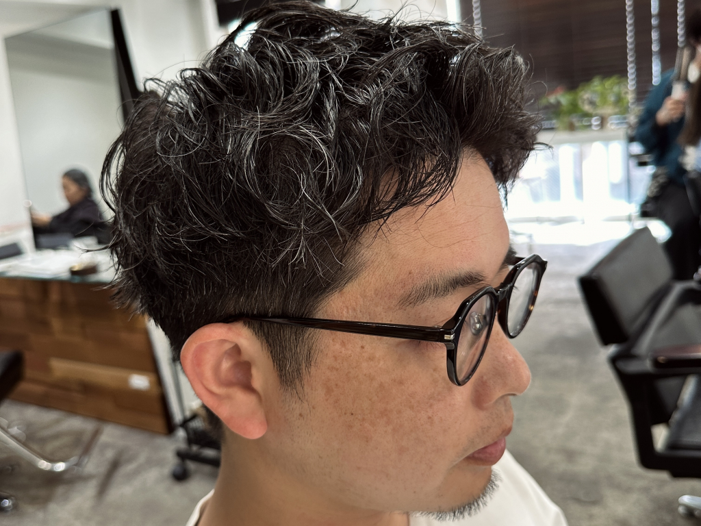 【KAEDE】大人かっこいいスパイキーパーマ