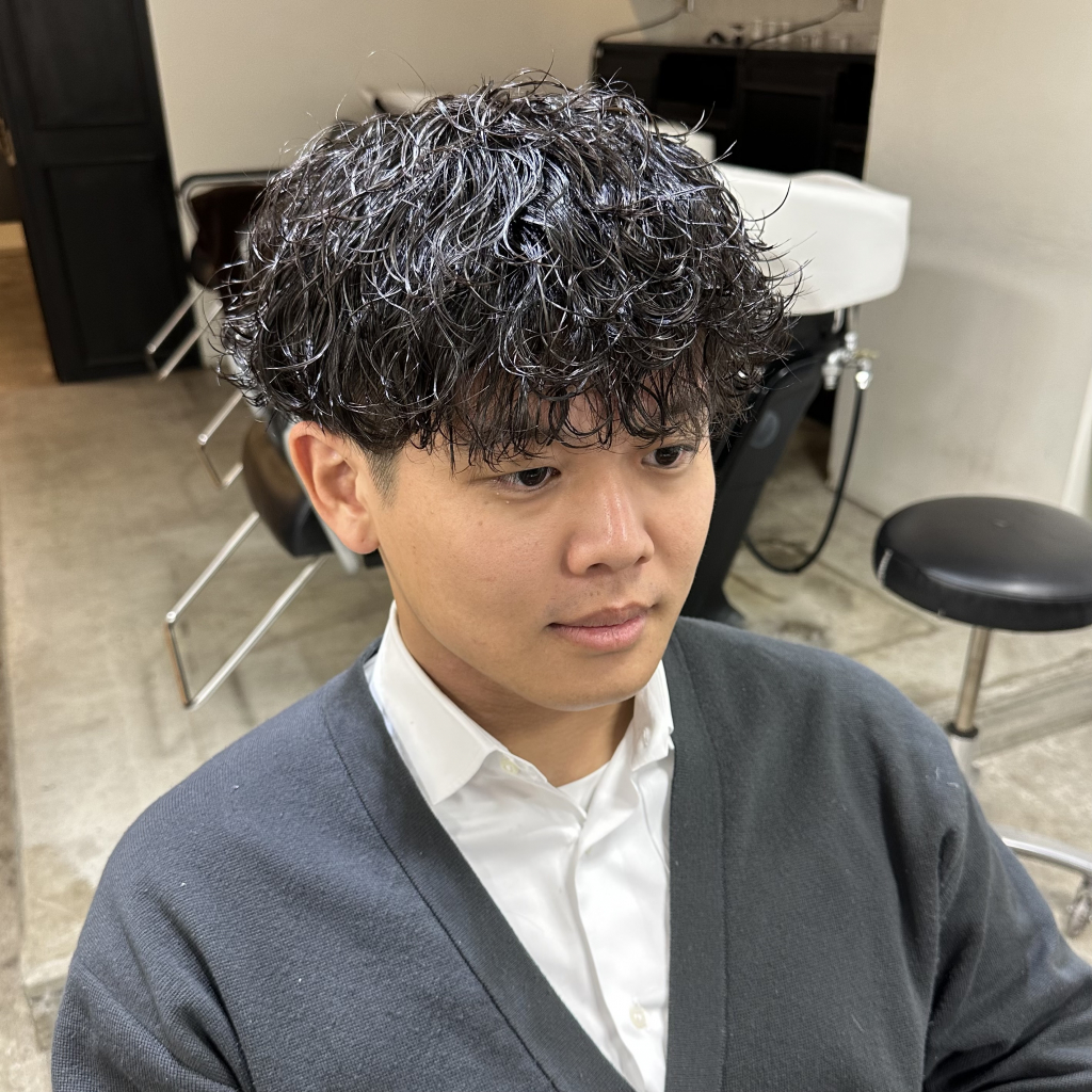 【DAI】今っぽさ抜群！波巻きパーマの魅力