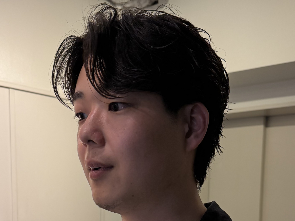 「TOWA」海外風フェザーパーマ
