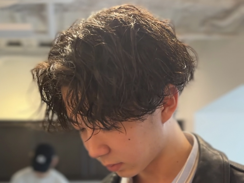 無造作に動く波巻きスパイラル